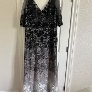 Plus size evening, Gound.